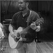 Clases de guitarra, piano, canto, ukelele, bajo, violín, etc